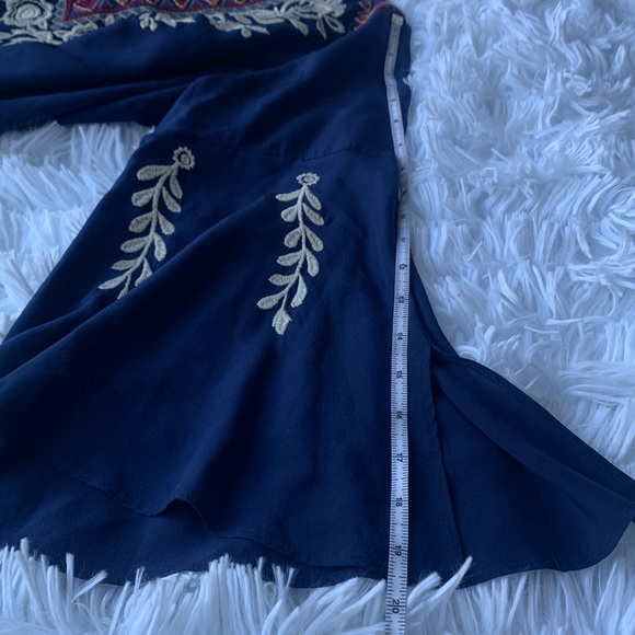 Johnny Was silk floral embroidered boho blouse - Picture 8 of 9